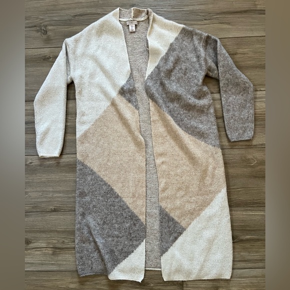 Sincerly Jules Sweaters - Sincerely Jules Long Open-Front Geometric Cardigan in Cream, Tan, and Gray